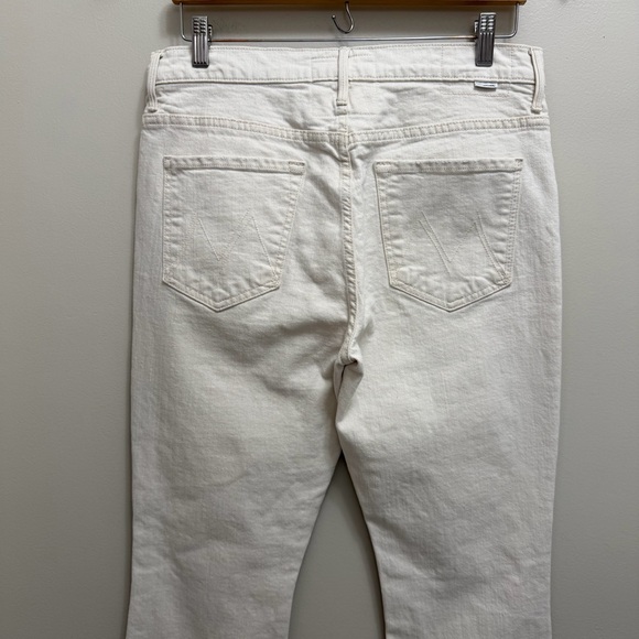 Mother Superior The Insider Crop Step Fray Jeans in Act Natural - Picture 5 of 10